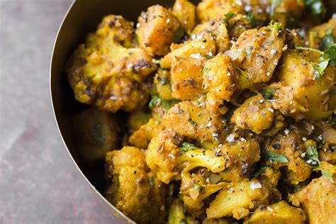 Potato And Cauliflower Curry Aloo Gobi Recipe Aloo Gobi