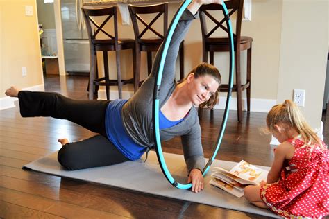 How One Woman Lost 40 Pounds Hula Hooping The Healthy