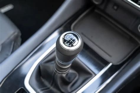 How To Drive Manual Car Beginners Guide To Driving A Stick Shift