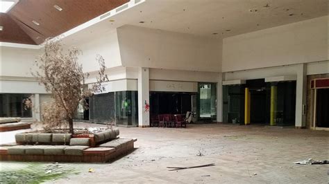 Inside Tour Abandoned Westland Mall Columbus Oh Deadmall Abandoned