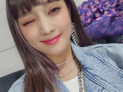Pin By Noa 🥲 On ♡ G Idle ♡ Minnie G I Dle Minnie Diamond Necklace