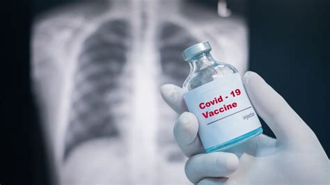 It was first identified in december 2019 in wuhan,. "Vaccino Covid? Non ci sarà per tutti, l'Italia dovrà ...