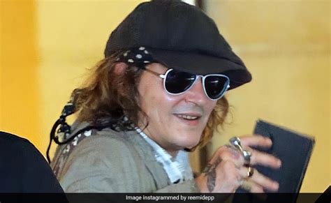 fans panic after seeing johnny depp s new clean shaven look know how true is the plan to return