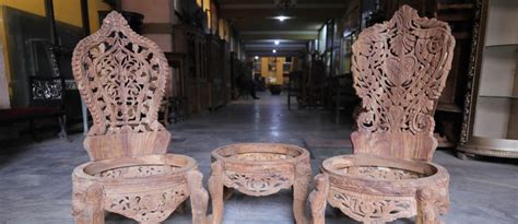 Sheesham Wood Furniture Pros Cons And Maintenance Tips Zameen Blog