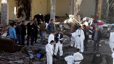 Maybe you would like to learn more about one of these? Una terrorista suicida provoca la muerte de diez personas ...