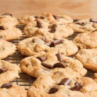 Preheat oven to 375º fahrenheit. The Best Chocolate Chip Cookies For Diabetics http://www.recipe4living.com/recipes/the_best ...