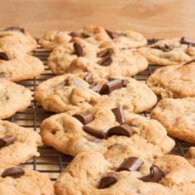 Add sweetener, egg, and food coloring (if desired); The Best Chocolate Chip Cookies For Diabetics http://www.recipe4living.com/recipes/the_best ...