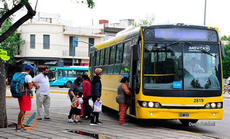 Cito un ejemplo como prueba, si bien los rosarinos vivieron situaciones diferentes. Se levanta el paro de colectivos