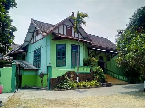 Rumah - rumah bergaya kolonial dari berbagai penjuru Indonesia (Pict