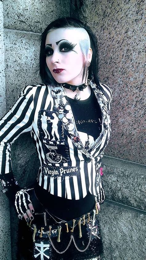 my favourite look deathrock fashion goth subculture alternative fashion punk