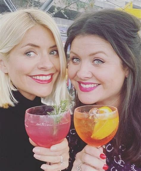 Holly Willoughby Inundated With Messages After Sharing Rare Photo Of