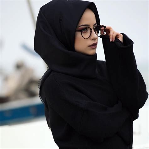 Pin By Ahad On Women S Glasses Modest Fashion Hijab Hijabi Fashion Summer Hijab Fashion