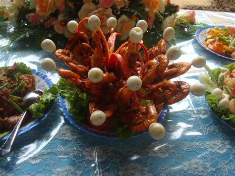 Check spelling or type a new query. Bermula Ceritaku : Udang Hidangan Wajib Atas Meja Pengantin