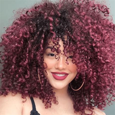Vermelho marsala: como atingir o tom ideal nos cabelos e renovar o visual