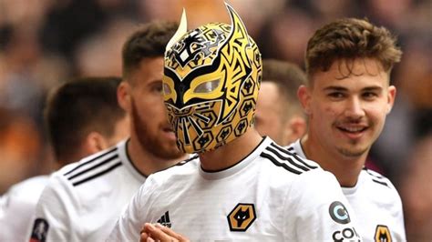 Wear a mask, wash your hands, stay safe. FA Cup 2018-19: Wolverhampton Wanderers' Raúl Jiménez Puts ...