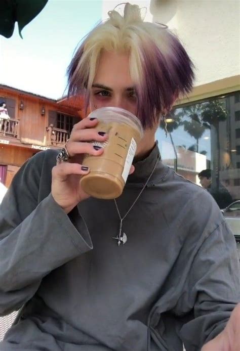 Different dread 2hairstyle for white men. Pin by Noeli on adventure travel in 2020 | Cute emo boys ...