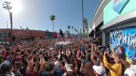 Free download hd or 4k use all videos for free for your projects. 360 video YG performs big bank with Big Sean on Fairfax ...