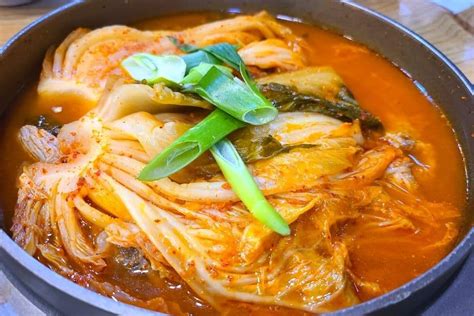 20 Traditional Korean Dishes Korean Food Youll Love 2023