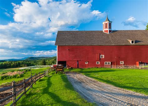 The Barn at Mountain Valley Farm, Waitsfield, Vermont - Stanton Champion