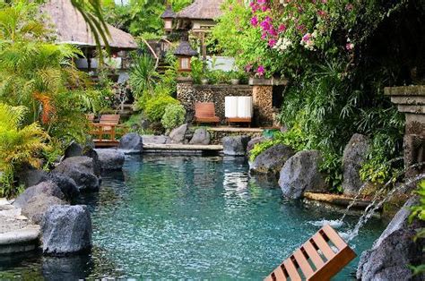Melhor preço garantido em indonésia (kuta, bali) ➤ comparar preços e reservar com desconto | ver fotos e ler opiniões reais. Gate to Poppies Cottages. - Picture of Poppies Bali, Kuta ...