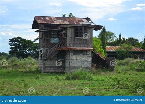Farmhouse In The Philippines Stock Photo Image Of Roof Grass 118210580