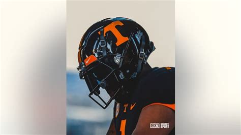 Tennessee Unveils Electric Black Uniforms For Kentucky Game Out