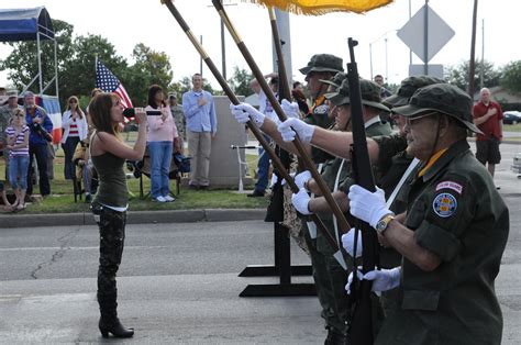 Lawton Fort Sill Celebrates Armed Forces Day With Parade Article