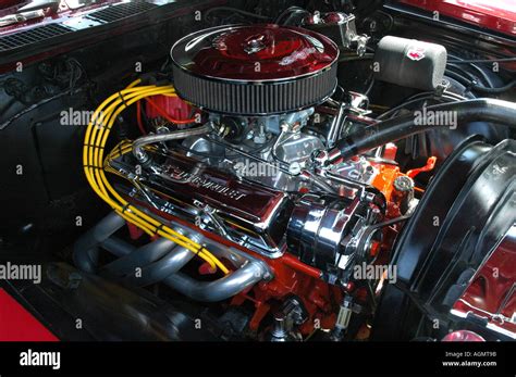 Moteur V8 Chevy Banque Dimages Photo Stock 4651162 Alamy