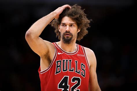 Chicago Bulls Not Interested In Buying Out Robin Lopez Yahoo Sports
