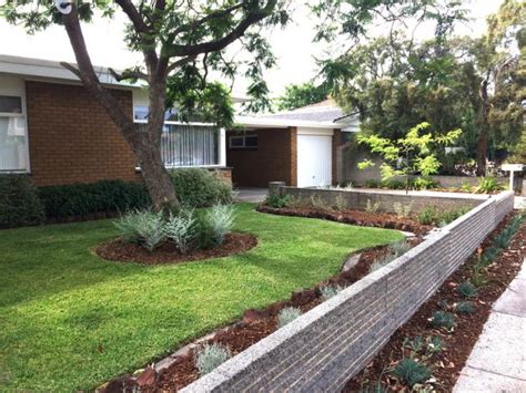 The residence was awarded the aia florida honor award for excellence for renovations and. 17 Scenic Mid-Century Modern Landscape Designs You Need In Your Garden