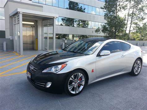 Hyundai wanted me to drive the new genesis coupe so badly they flew me out and put me up in a casino to make sure i wrote about it. 2010 Hyundai Genesis Coupe - Pictures - CarGurus