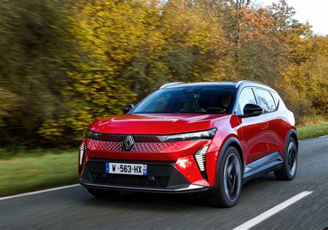 Le Renault Scenic E Tech Electric Lu Voiture De L Ann E Au Salon