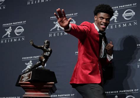Lamar Jackson voted AP college football Player of the Year | The