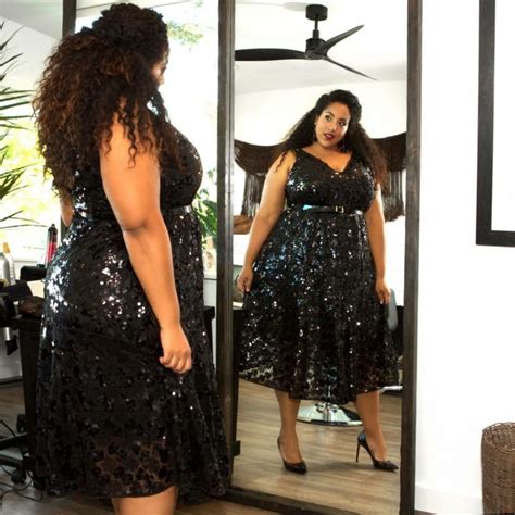 Need A Plus Size Holiday Look Astra Signature Drops A New Holiday