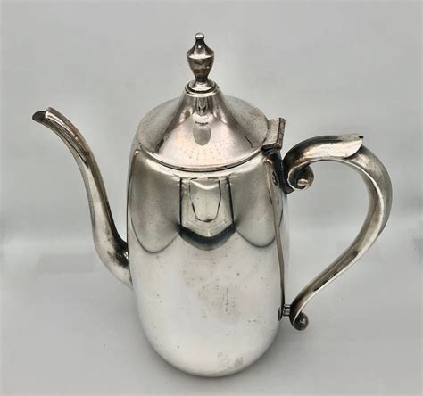 Oneida Cheshire Silver Plated Coffee Pot Etsy