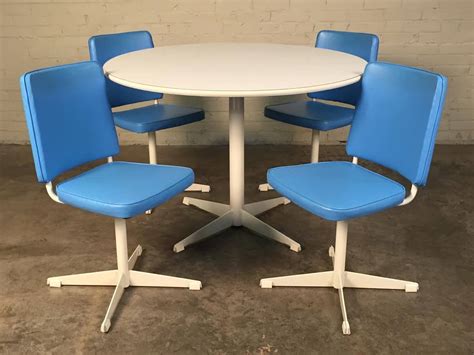 We aimed to develop a piece of furniture that is not only beautiful but also. Brody Mid-Century Modern Dining / Kitchen Table With 4-Chairs
