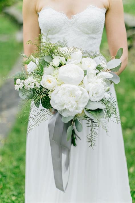 3 bouquet shapes to know. 194 best images about white and green bouquets on Pinterest