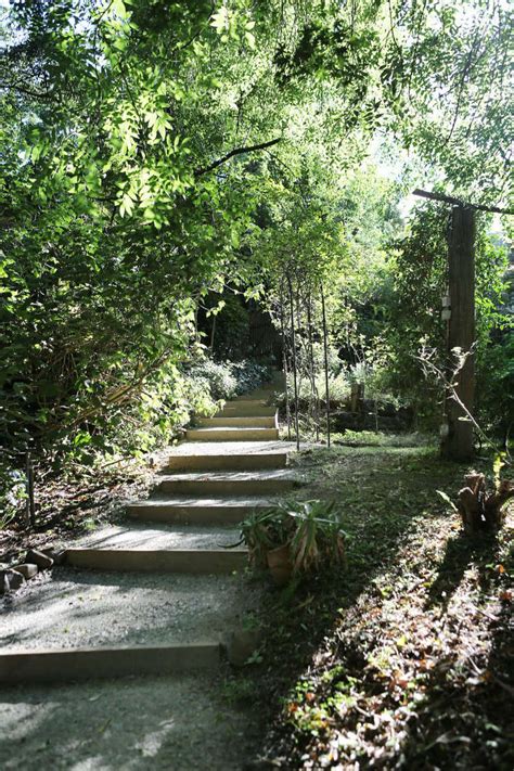Begonnen hat marc müller seine karriere in der grünen branche als gärtner. Trending on Gardenista: Clean Up - Remodelista