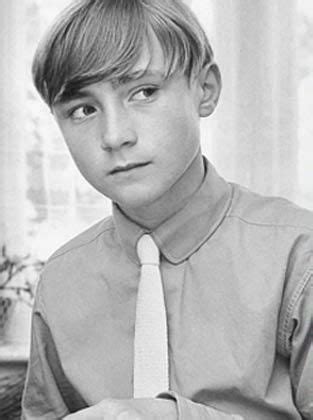 Phil collins they shoot horses. Pin by Jennifer Peay on Rare Photos of Music celebrities 2 ...