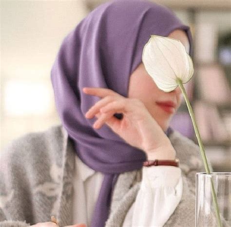 ۲۰ عکس دختر با حجاب طبیعی و فانتزی برای پروفایل انگیزه