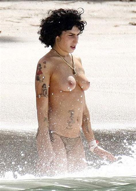 Amy Winehouse Hits The Beach Popsugar Celebrity Photo Hot Sex Picture
