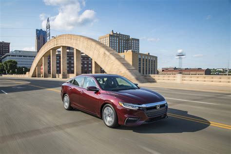 2019 honda insight first drive mpg review: 55 mpg from hybrid sedan