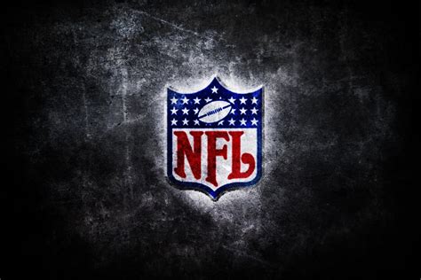 For our gallery of football wallpapers we have gathered an impressive collection of high quality wallpapers illustrating some of the most popular football players and teams in the world. Cool NFL Football Wallpapers - Wallpaper Cave