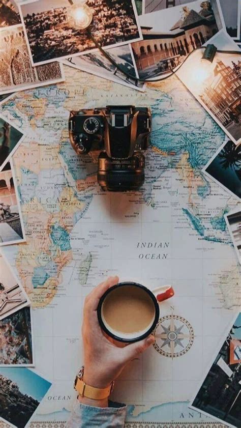 Maps And Foto Travel In 2020 Aesthetic Iphone Wallpaper Travel