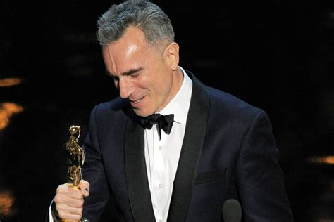 Daniel Day Lewis Luce Muy Diferente Tras Ser Visto Por Primera Vez En