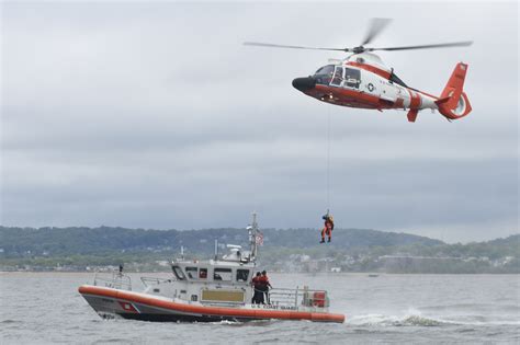 Coast Guard Will Graduate Your 1000th Rescue Swimmer In Elizabeth City