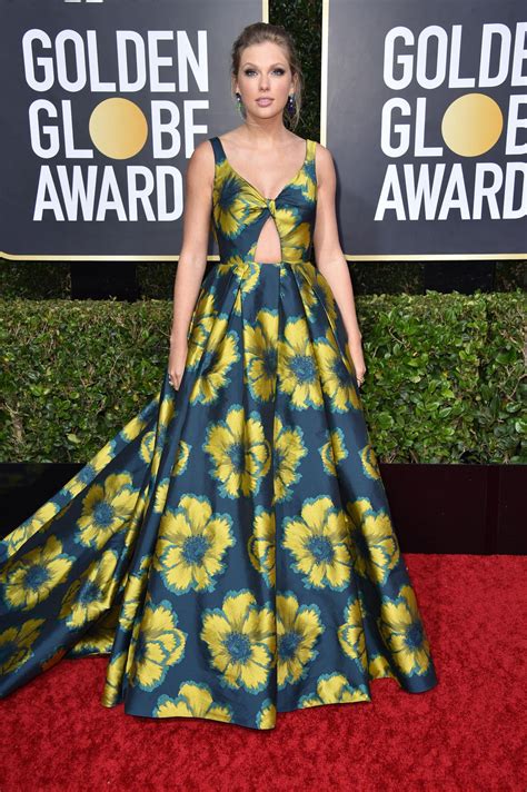 Taylor swift brought out the massive dress for the golden globes ceremony, but she understandably chose not to drag its giant train around for the entire the night. 77th Annual Golden Globe Awards - 062 - Taylor Swift Web ...