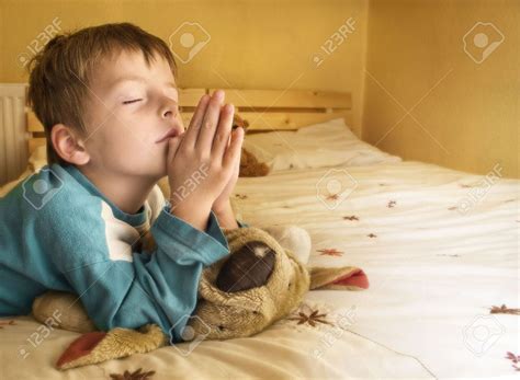 Play some quiet music and give each child a piece of paper and some colored pencils or crayons. Stock Photo | Prayers for children, Children praying, Yay ...
