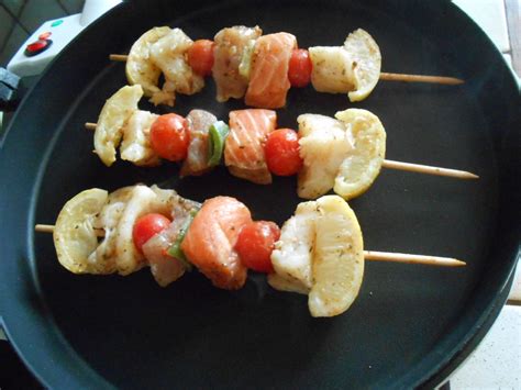 Recette BROCHETTES DE POISSONS sur LES DELICES DE BREE