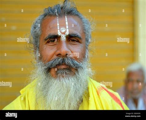 Vaishnavite Hi Res Stock Photography And Images Alamy